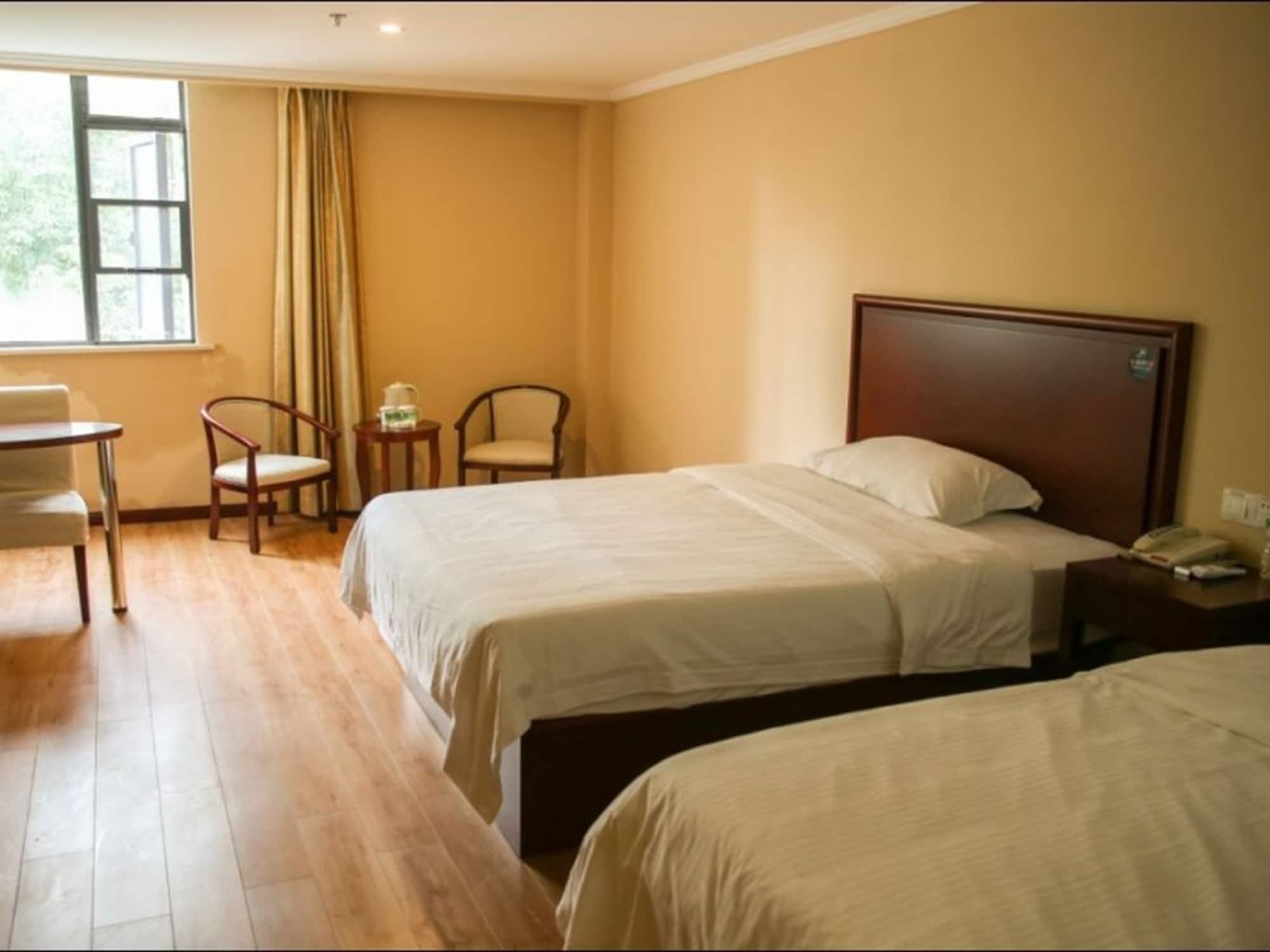 Greentree Inn Jiangsu Zhenjiang Dingmao Industrial Park Wode Square Express Hotel Dış mekan fotoğraf