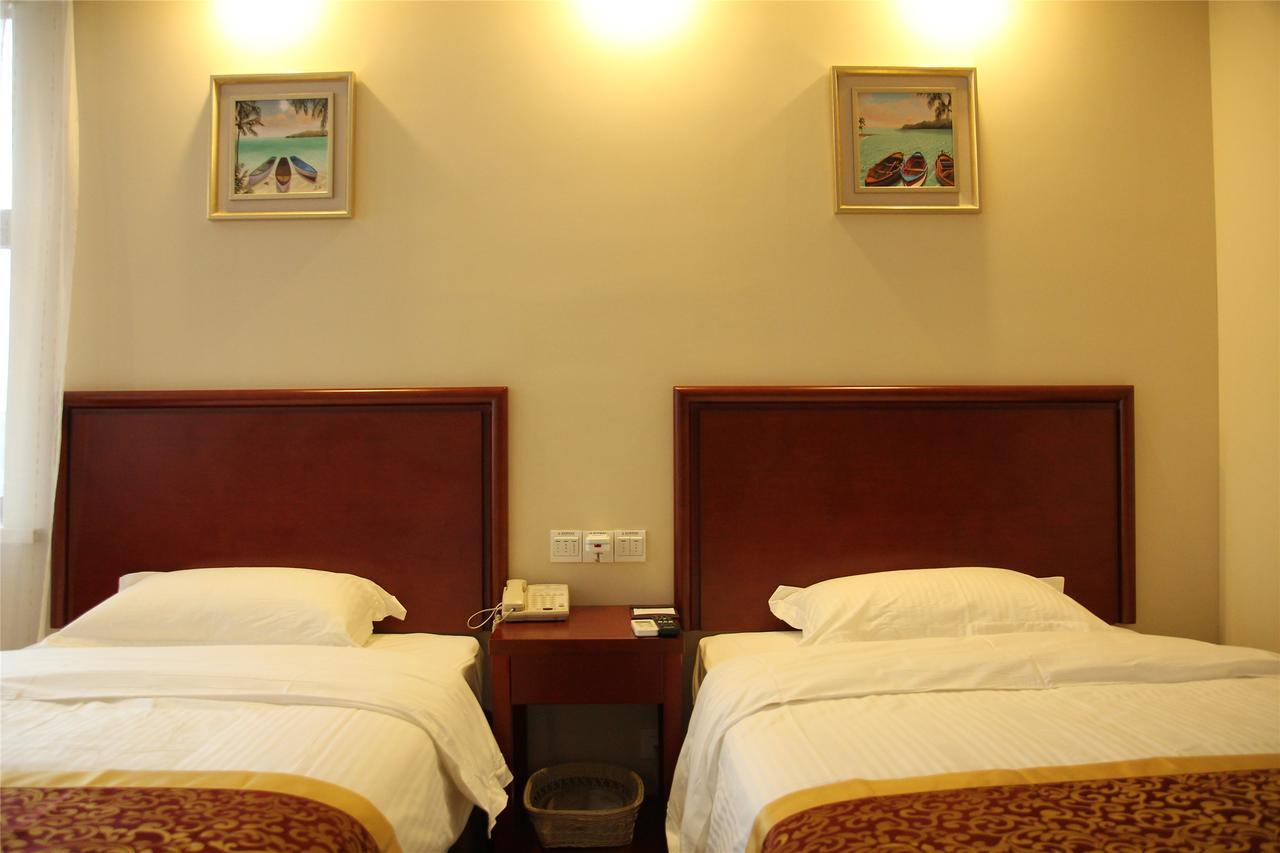 Greentree Inn Jiangsu Zhenjiang Dingmao Industrial Park Wode Square Express Hotel Dış mekan fotoğraf